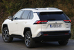 Suzuki Across: Krachtige hybride crossover foto 2