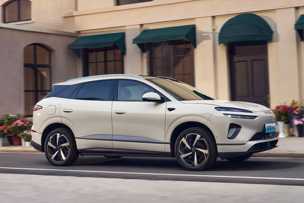 Review van de elektrische versie van de BYD SeaLion 06 EV-crossover