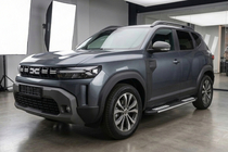 Dacia Duster 2024– Tayga Grey V2 zijtreden (set van 2, aluminium) foto 1