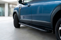 Renault Duster 2024– Side steps Bosphore Black (set van 2, aluminium) foto 1