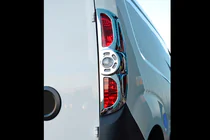 Fiat Doblo II 2010–2022 Achterlichtcovers (2010-2015, 2 stuks, kunststof) foto 3
