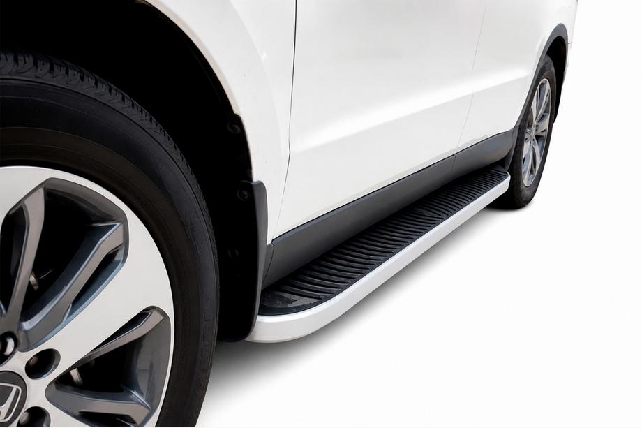 Hyundai Santa Fe 2 2006–2012 Side steps Tayga Grey (set van 2, aluminium) Image