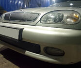 Daewoo Lanos 1998–2017 Winterafdekking voor grille (bovenste) foto 4
