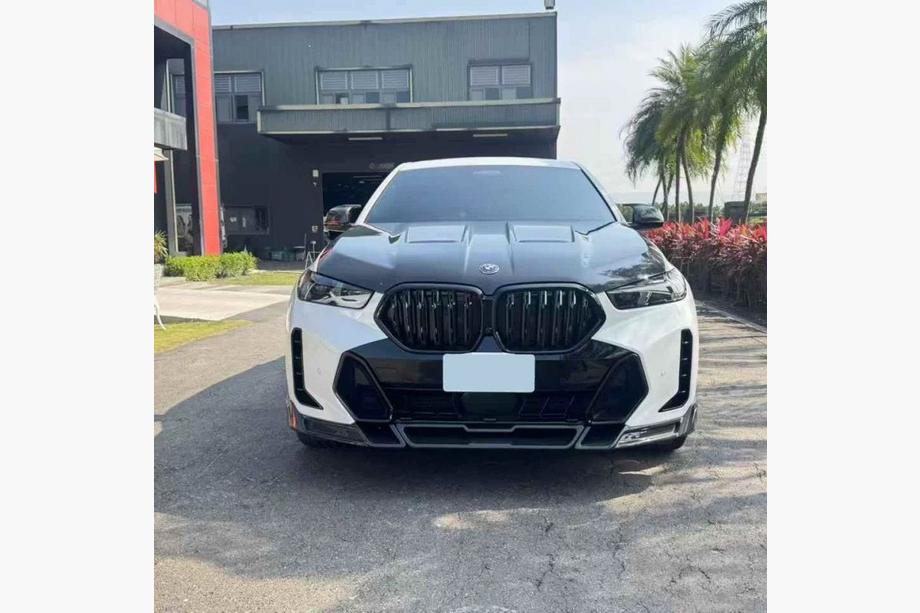 BMW X6 G06 2019–2027 Carbon LMC bodykit (2023- ) Image