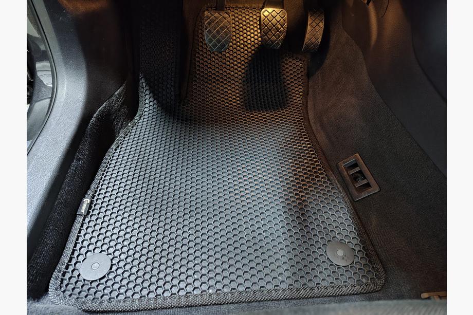 Audi A4 B7 2004–2008 Carsuit rubberen automatten (Zwart) Image