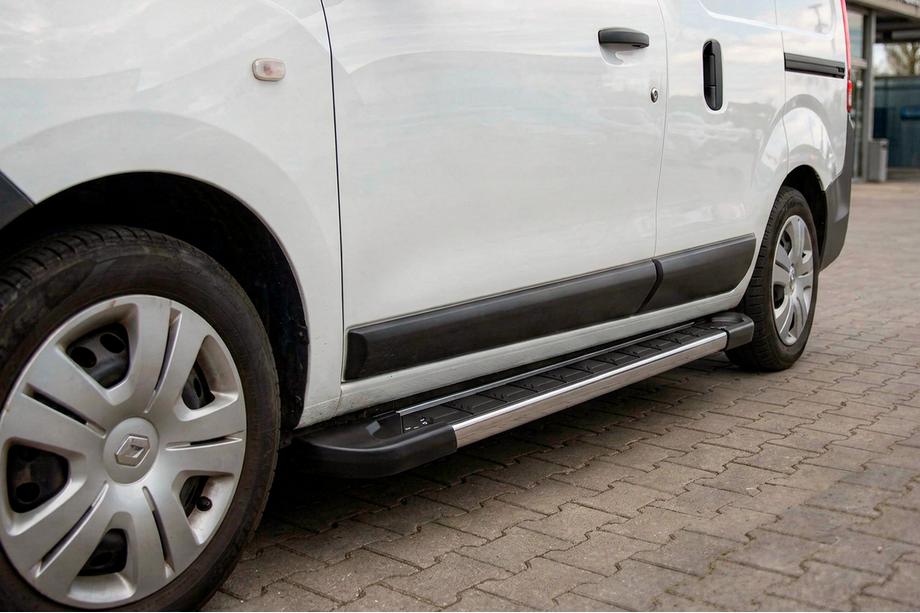Renault Dokker 2013–2022 Zijtreden RedLine V1 (2 stuks, aluminium) Image