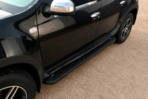 Dacia Duster 2008–2018 Allmond Black side steps (2 st., aluminium) foto 1