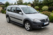 Renault Logan MCV 2005–2013 Bosphorus Black side steps (2 stuks, aluminium) foto 1