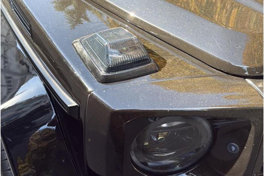 Mercedes G-Klasse W463 2018–2024 Motorkaprichtingaanwijzers W464-Black V2 (2018-2022, 2 stuks) Foto 1
