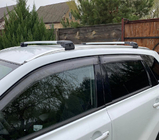 Suzuki Vitara 2015– Dakdragers (dwarsbalken) voor geïntegreerde dakrails, afsluitbaar WingCarrier V2 (2 st.) Zwart foto 1