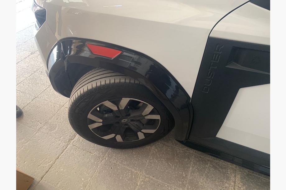 Dacia Duster 2024– Spatbordverbreders EuroCap (mat zwart, ABS) Image