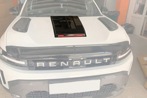 Renault Duster 2024– SCOOP motorkap-scoop (glans) foto 2