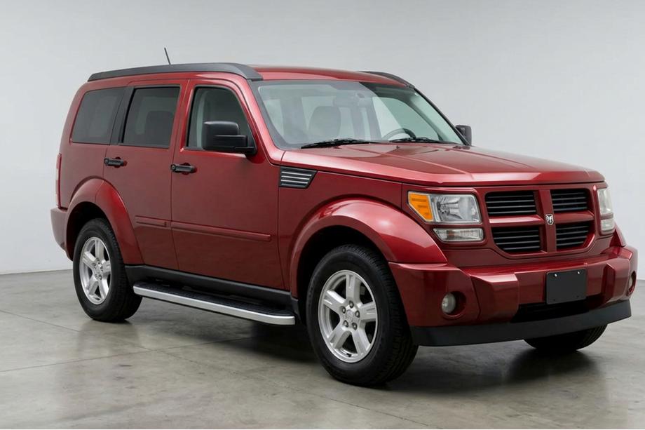Dodge Nitro 2006–2011 Side steps Tayga Grey (set van 2, aluminium) Image