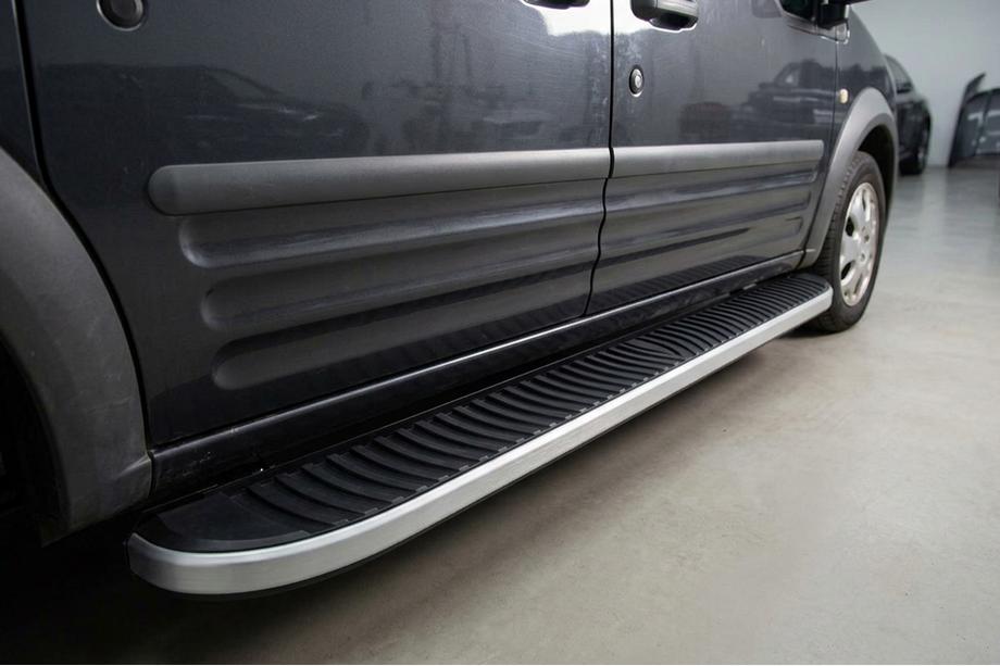 Ford Connect 2006–2009 Tayga side steps (2 stuks, aluminium) Image