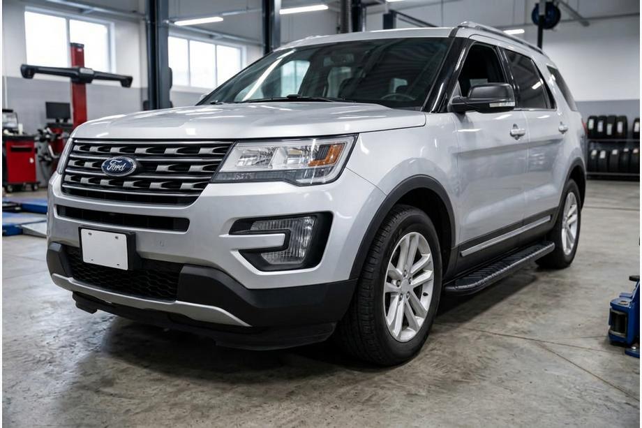 Ford Explorer 2011–2019 Bosphorus Black side steps (2 st., aluminium) Image