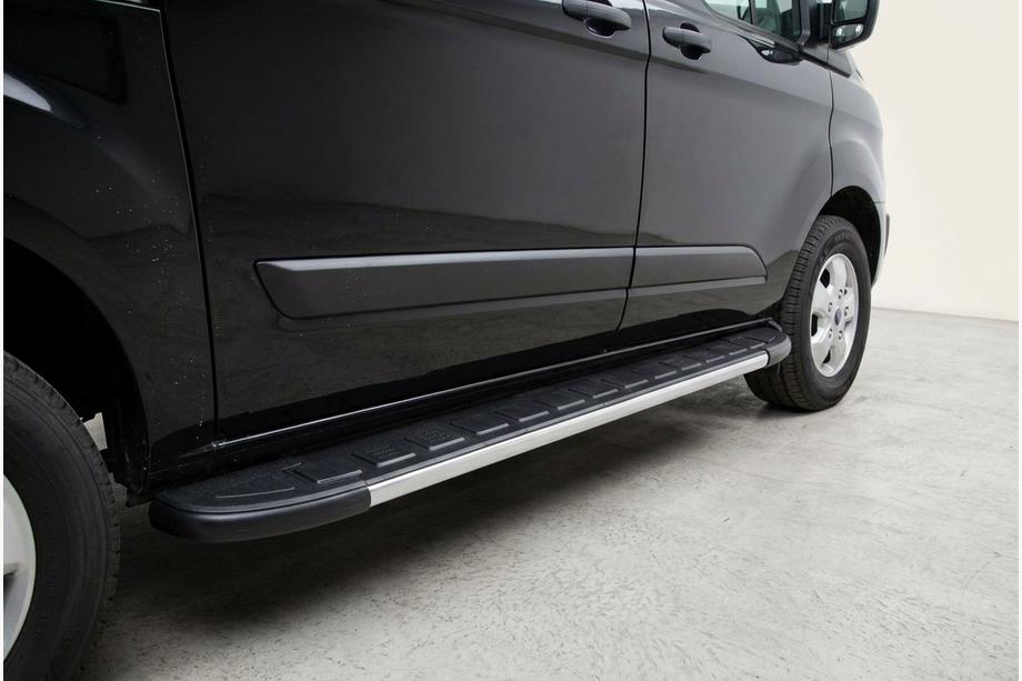 Ford Custom 2013–2022 Duru side steps (2 stuks, aluminium) Korte wielbasis Image