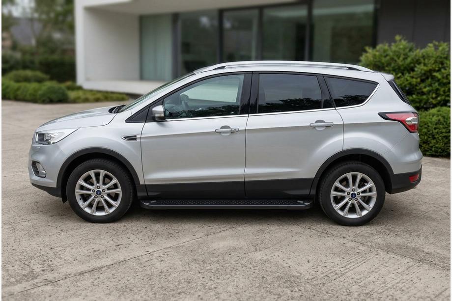 Ford Kuga/Escape 2013–2019 Allmond Black side steps (2 st., aluminium) Image