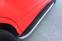 Ford Kuga/Escape 2013–2019 Side steps Tayga Grey (2 stuks, aluminium) foto 1