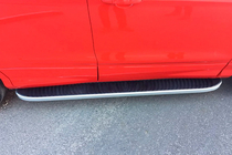 Ford Kuga/Escape 2013–2019 Side steps Tayga Grey (2 stuks, aluminium) foto 10