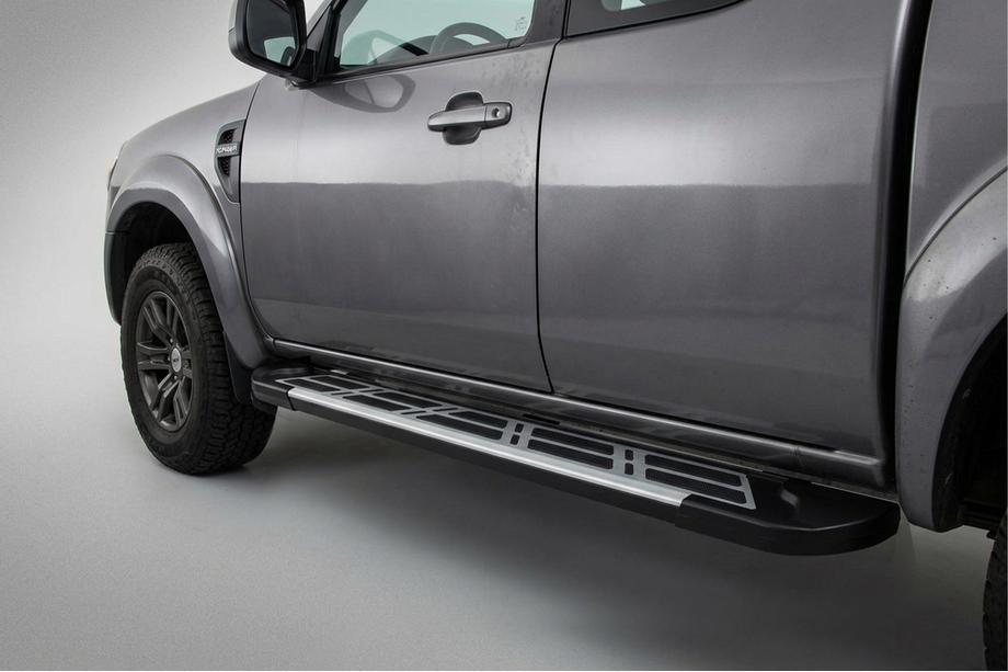 Ford Ranger 2007–2011 Sunrise side steps (set van 2, aluminium) Image
