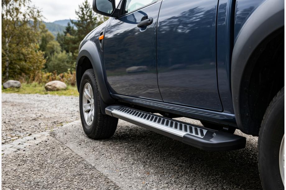 Ford Ranger 2007–2011 Side steps Line (2 stuks, aluminium) Image