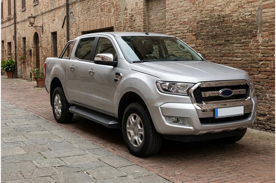 Ford Ranger 2011–2022 Allmond Black side steps (2 st., aluminium) Image