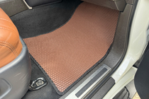 Toyota Land Cruiser 200 2007–2021 Rubberen automatten Carsuit (2007-2012, bruin) foto 6