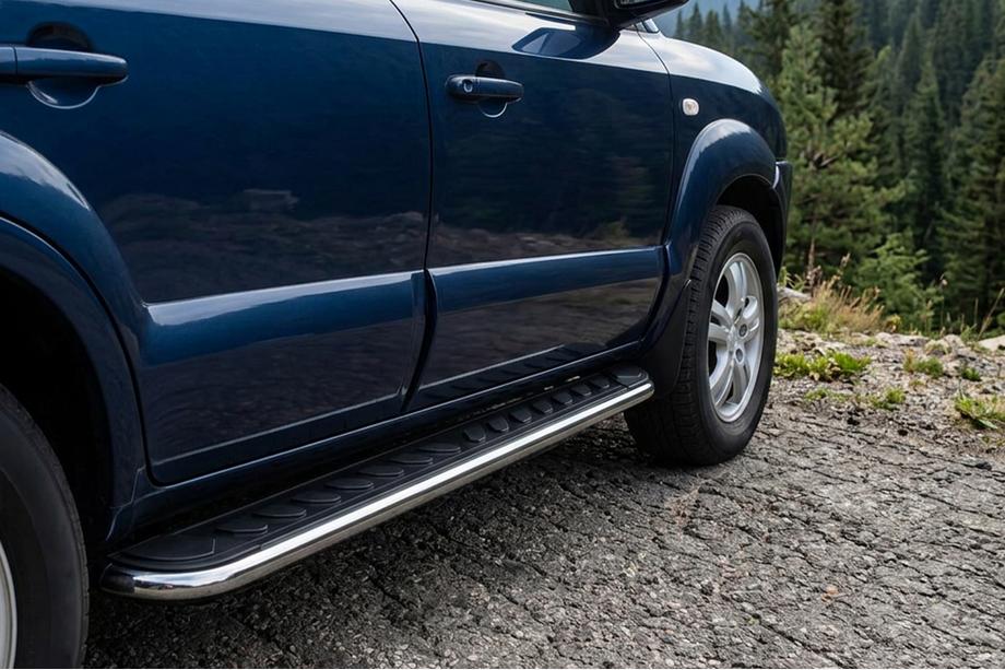 Hyundai Tucson JM 2004– Maydos V1 zijtreden (set 2 stuks, aluminium + RVS) Image