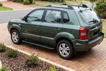 Hyundai Tucson JM 2004– Bosphorus Black side steps (2 st., aluminium) foto 1