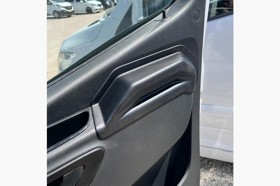 Mercedes Sprinter W907/W910 2018– Deurpaneel afdekkappen EuroCap (ABS) Foto 3