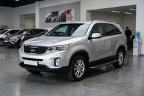 Kia Sorento II XM 2009–2014 Allmond Black side steps (2 st., aluminium) 2010-2013 foto 1