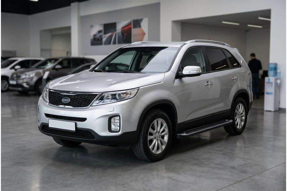 Kia Sorento II XM 2009–2014 Allmond Black side steps (2 st., aluminium) 2010-2013 Image