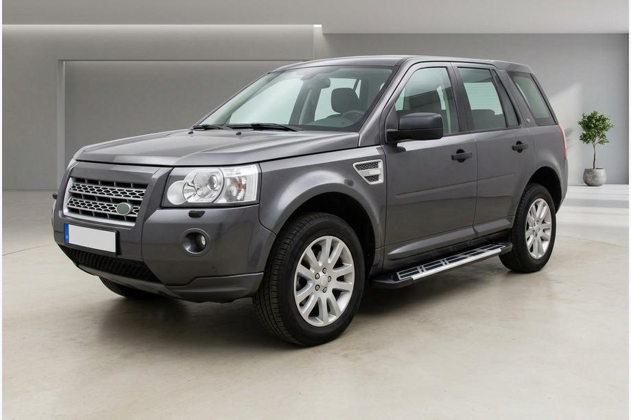 Land Rover Freelander II 2006–2014 Sunrise side steps (set van 2, aluminium) Image