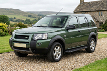 Land Rover Freelander I 1997–2006 RedLine Black zijsteps (set van 2, aluminium) foto 1