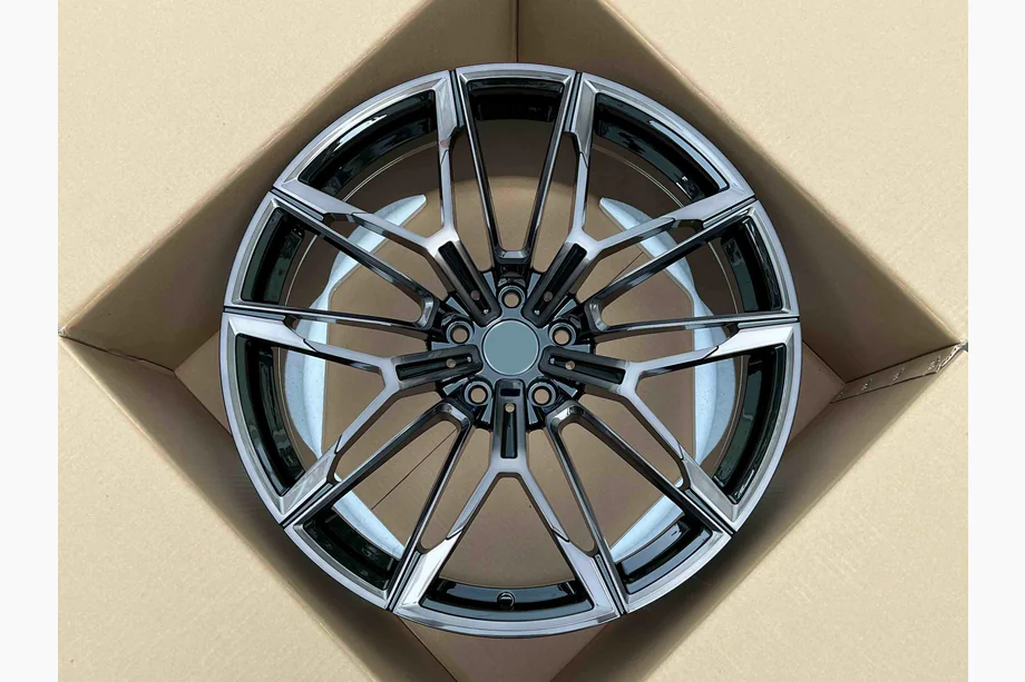 BMW X5 G05 2019–2026 Gesmede velgen OEM R22 V1 (4 stuks) Image