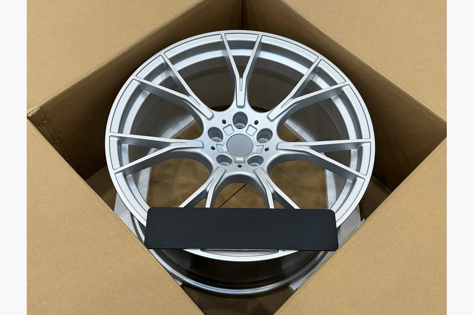 BMW 5 Serie G30/G31 2017–2023 Gesmede OEM velgen R20 (4 st.) Foto 3