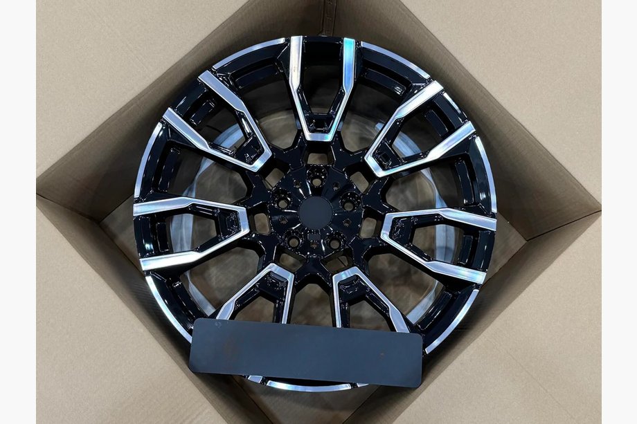 BMW XM G09 2022– Gesmede velgen OEM R21 V2 (4 stuks) Image