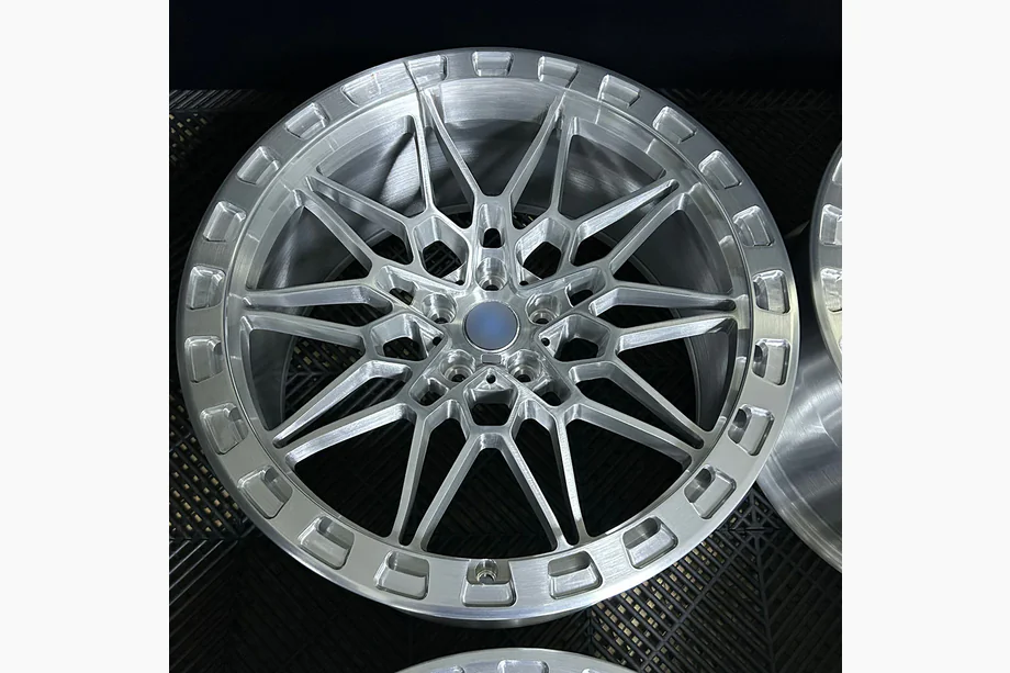 BMW 4-serie G22/23/26 2020– Gesmede OEM velgen R19 R20 V7 (4 stuks) Image