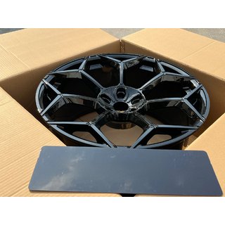 Gesmede velgen OEM R23 V4 (4 stuks) Lamborghini Urus 2018– foto 4