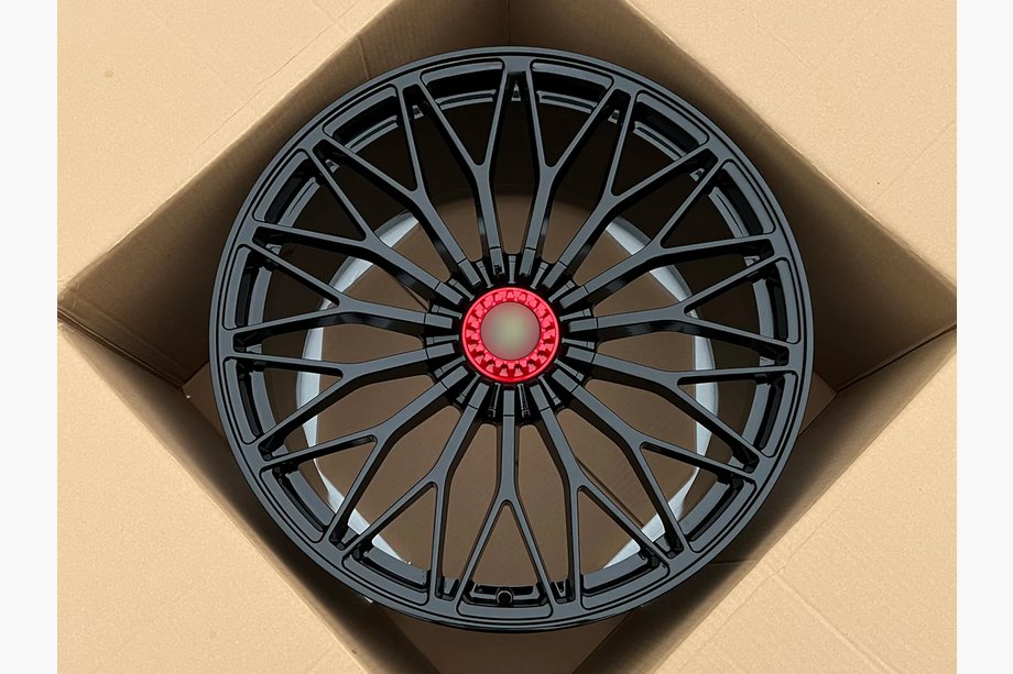 Lamborghini Aventador 2011–2022 Gesmede OEM-velgen R20/R21 V4 (4 stuks) Image