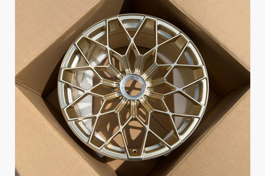 Lamborghini Huracan 2014– Gesmede OEM velgen R20 V2 (4 stuks) Image