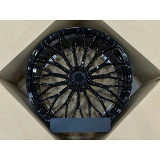 Gesmede velgen OEM R23 V6 (4 stuks) Lamborghini Urus 2018– foto 1