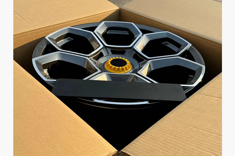 Lamborghini Aventador 2011–2022 Gesmede OEM velgen R20 R21 V9 (4 stuks) Foto 6