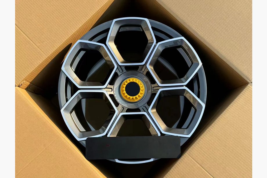 Lamborghini Aventador 2011–2022 Gesmede OEM velgen R20 R21 V9 (4 stuks) Foto 2