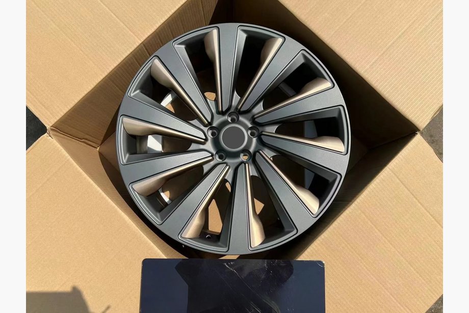 Range Rover V L460 2021– Gesmede velgen OEM R24 V3 (4 stuks) Image