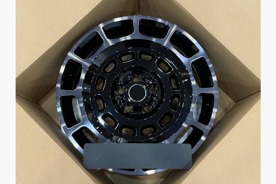 Land Rover Defender 2019– Gesmede OEM velgen R20 V5 (4 stuks) Image