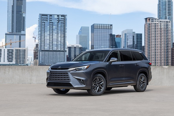 Lexus TX review: Technische specificaties, uitvoeringen, foto's Foto 1