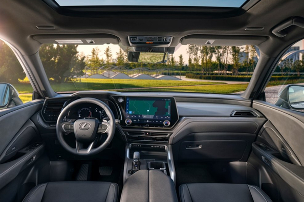 Lexus TX review: Technische specificaties, uitvoeringen, foto's Foto 5