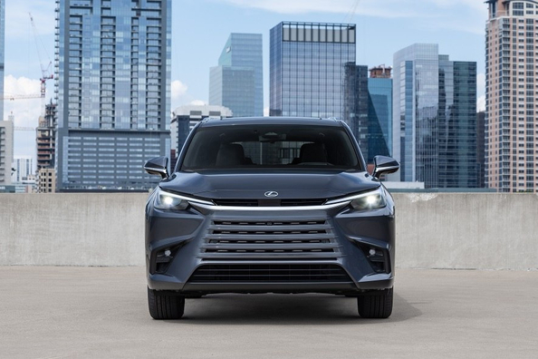 Lexus TX review: Technische specificaties, uitvoeringen, foto's Foto 2