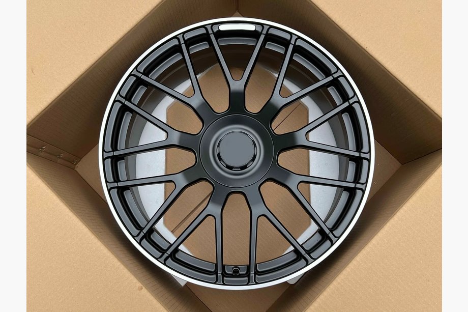 Mercedes C-klasse W205 2014–2021 Gesmede OEM velgen R19 V1 (4 stuks) Image